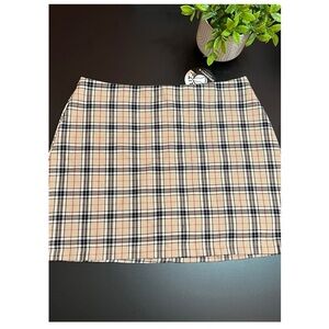 Rock It Originals plaid mini skirt size Large NWT